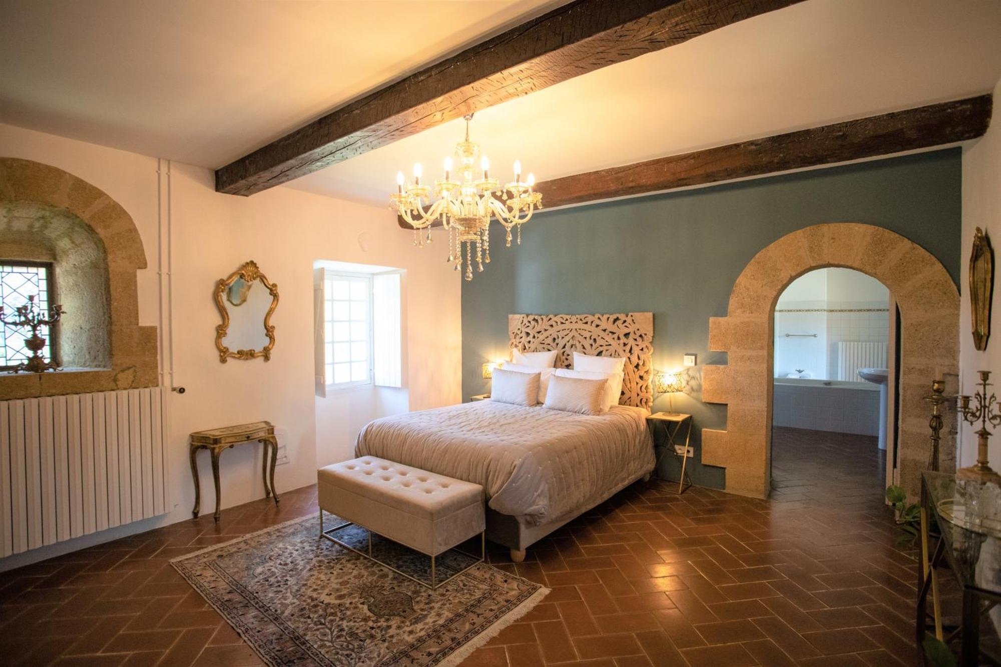 Chateau Saint-Pierre De Mejans Puyvert ภายนอก รูปภาพ