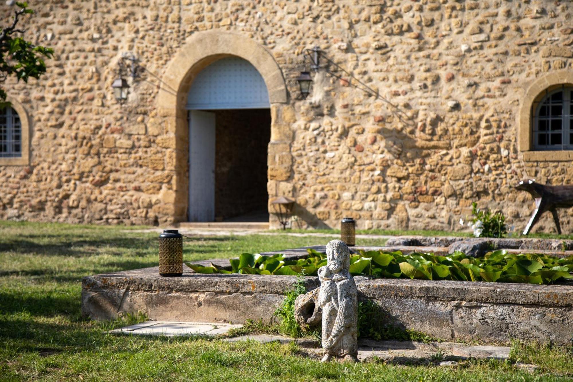 Chateau Saint-Pierre De Mejans Puyvert ภายนอก รูปภาพ